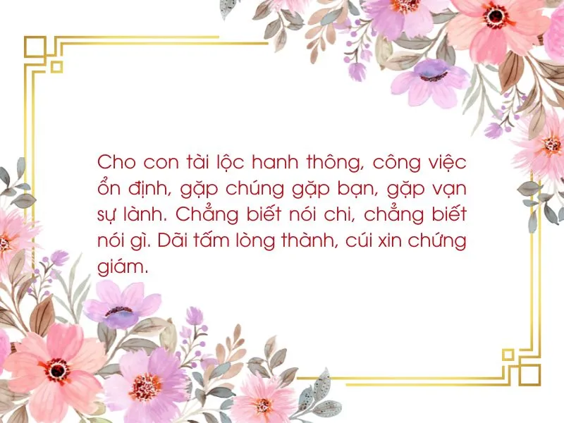 Gia đình tề tựu trang nghiêm thực hiện bài khấn xin lộc buôn bán tại gia, cầu mong bình an.