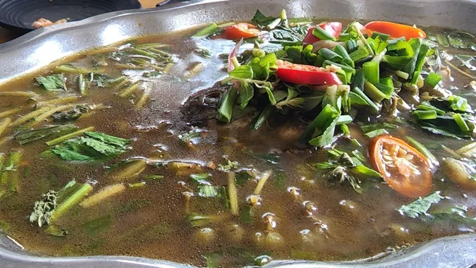 Lẩu cá nâu trái giác, đặc sản miền Tây tại quán Cô Tư Cà Mau