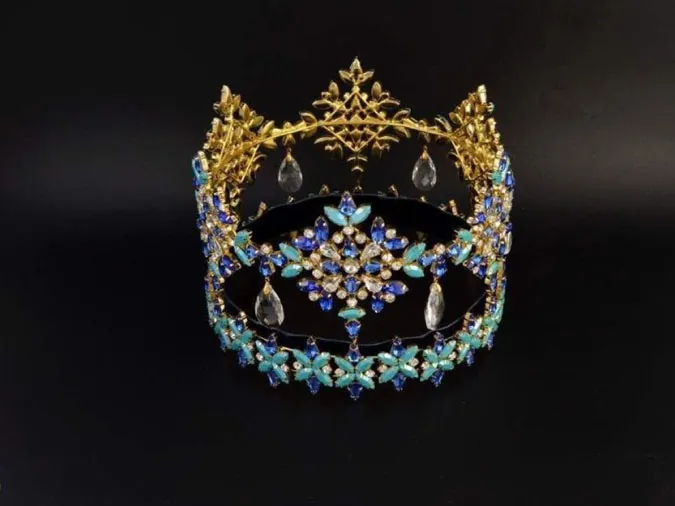 Vương miện Miss World, tượng trưng cho tham vọng, đa dạng và sắc đẹp thế giới.