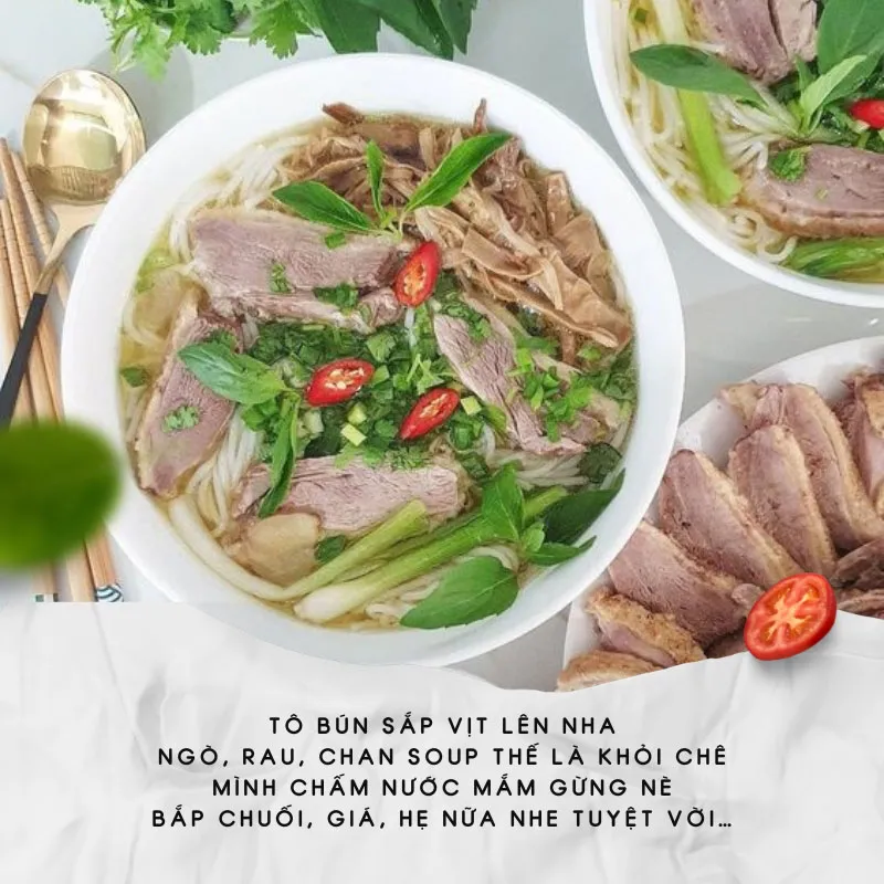 Bát bún măng vịt thơm ngon, món ăn truyền thống mang hương vị ấm cúng của gia đình Việt.
