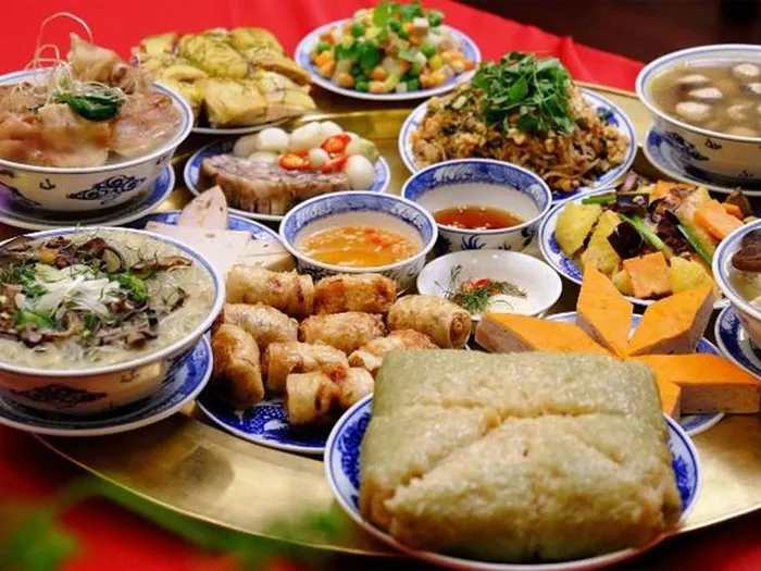 Mâm cỗ Tất niên đa dạng hương vị ba miền Bắc Trung Nam