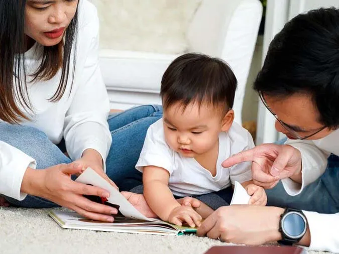 Sắp xếp thời gian chăm sóc con nhỏ hợp lý giúp phụ huynh có thời gian cho bản thân