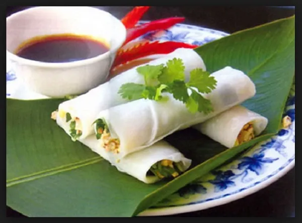Thao tác cuốn phở cuốn đơn giản tại nhà
