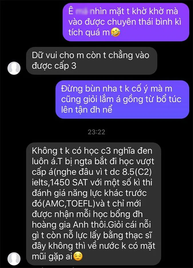 Một trích dẫn lan truyền trên mạng xã hội: "Bạn tôi không cần flex, anh ta là flex" từ page Flex đến hơi thở cuối cùng, minh họa cho dạng thức flexing tích cực