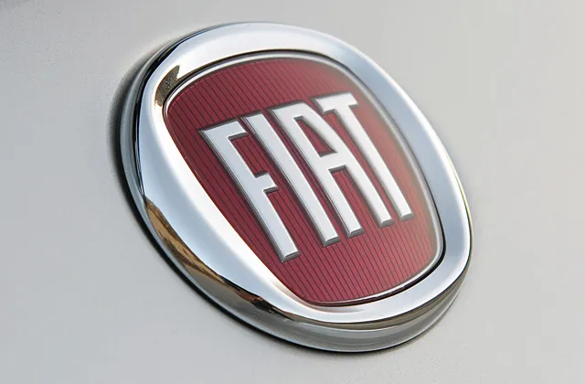 Logo Fiat với tên viết tắt của Fabbrica Italiana Automobili Torino, đơn giản và giàu ý nghĩa lịch sử.