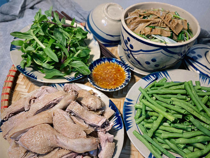 Thịt vịt là món không thể thiếu trên mâm cúng của người miền Trung
