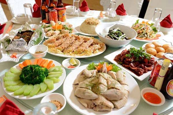 Tổng hợp các món ngon hấp dẫn, phản ánh xu hướng ẩm thực giới trẻ trong các bữa tiệc và sự kiện đặc biệt