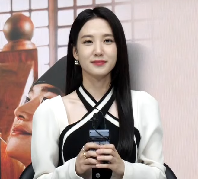 Park Eun Bin với nụ cười tươi tắn, biểu tượng của sự nghiệp diễn xuất bền bỉ