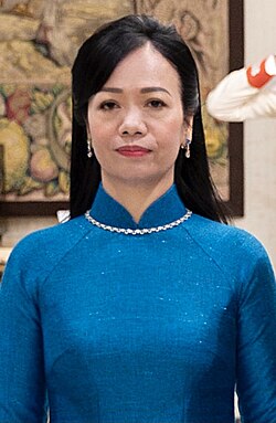 Bà Phan Thị Thanh Tâm xuất hiện tại một buổi lễ ngoại giao, đóng góp vào hình ảnh quốc gia