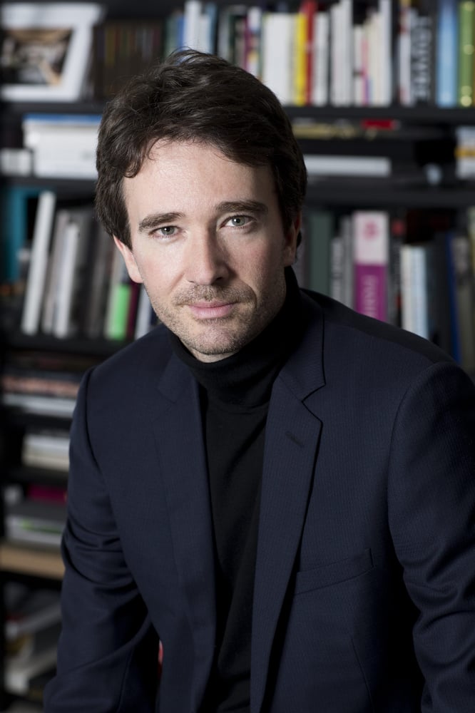 Antoine Arnault và vợ Natalia Vodianova tham dự sự kiện thời trang cao cấp