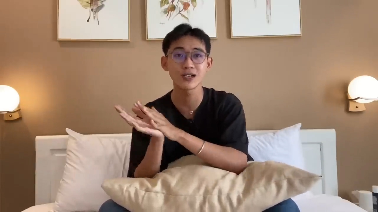 Khiêm Slays trong một vlog truyền cảm hứng về cuộc sống và học tập