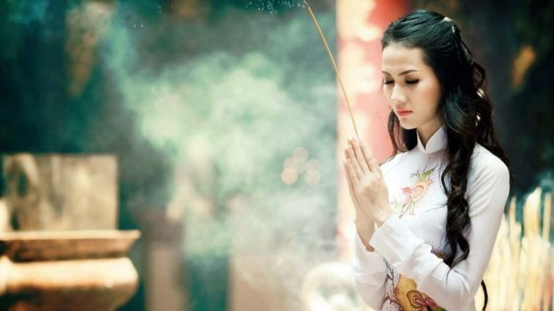 Bài văn khấn khi đi chùa