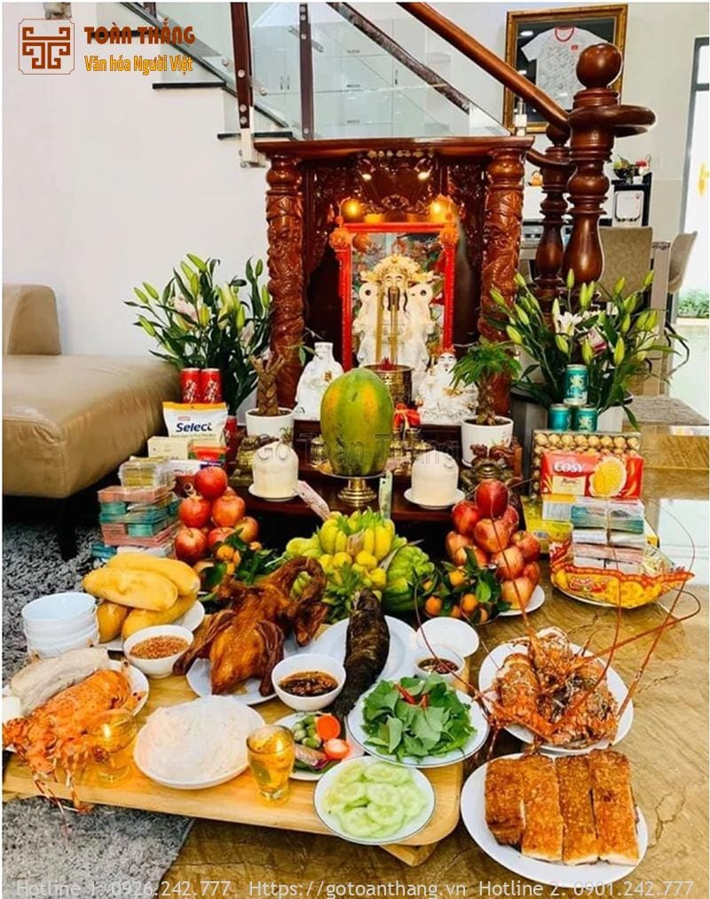 Các lễ vật được chuẩn bị chu đáo để cúng Thổ Công ngày mùng 1