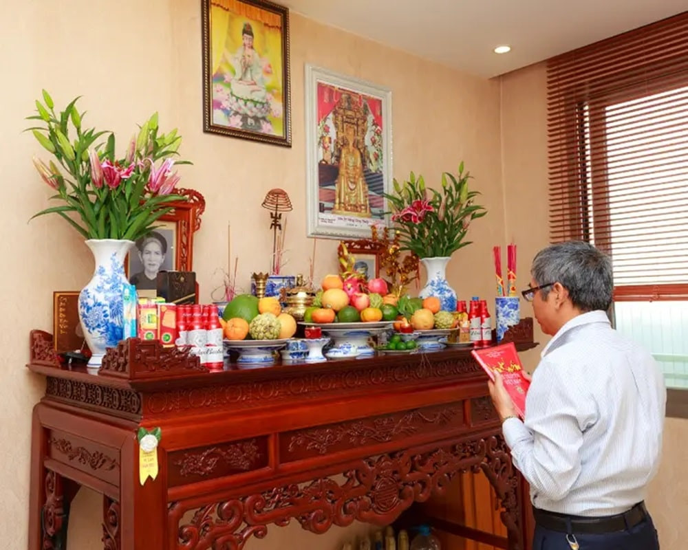 Cúng thần tài vào mùng 3 Tết