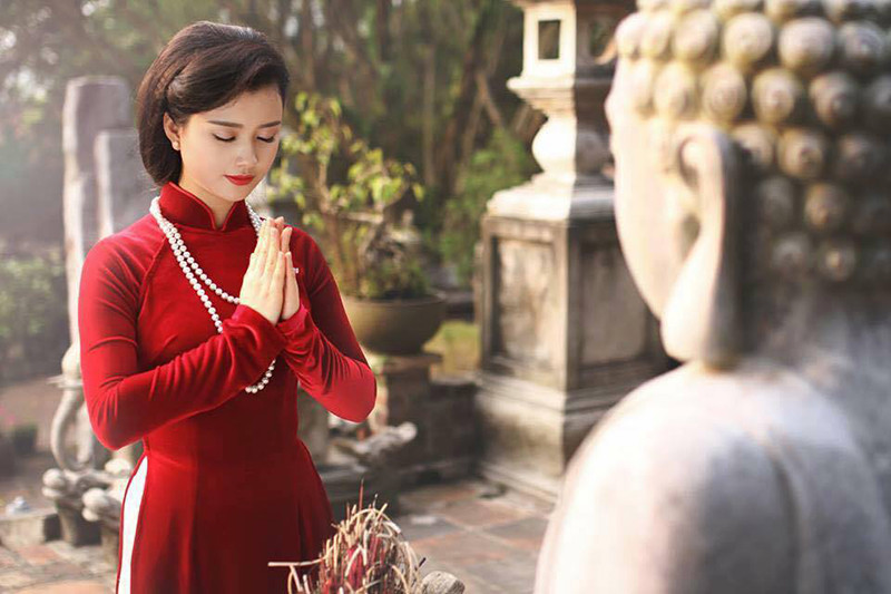 Đi lễ chùa nên mặc gì?
