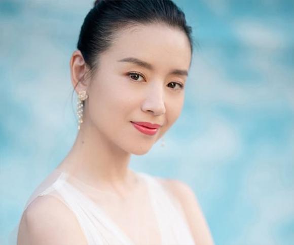 Tiểu sử Đổng Khiết, nữ diễn viên xinh đẹp và tài năng