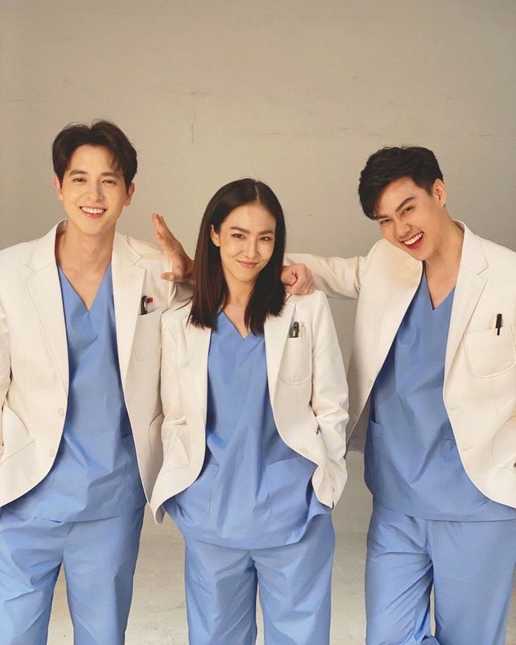 Toey Jarinporn và James Jirayu trong Cô Nàng Matalada, bộ phim đình đám