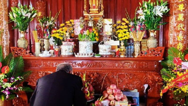 Giải đáp các câu hỏi thường gặp về văn khấn gia tiên tất niên