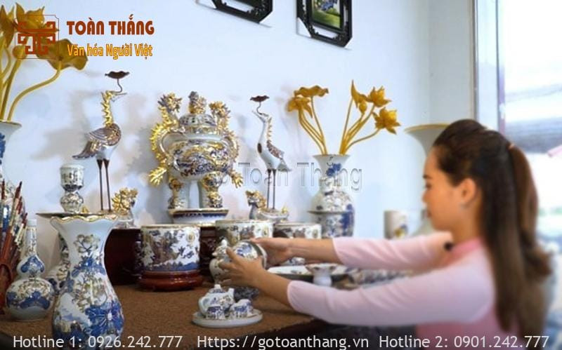 Giữ lòng thành kính khi thực hiện văn khấn gia tiên mùng 1