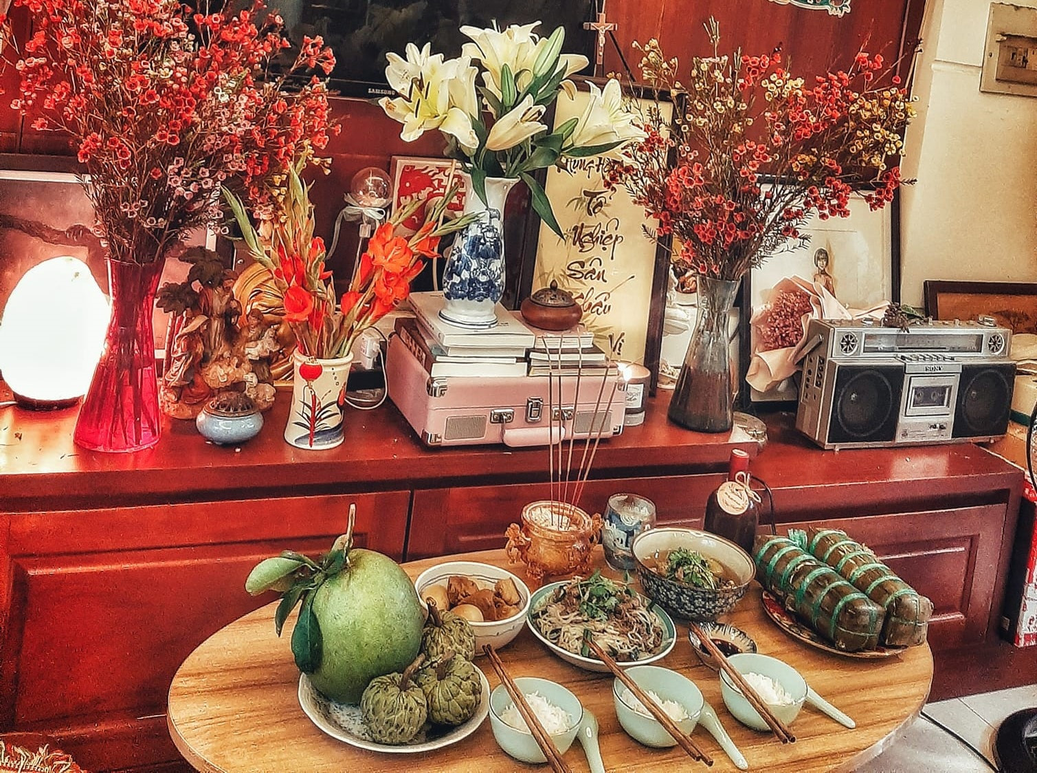 Hồng Vân cùng loạt sao Việt 