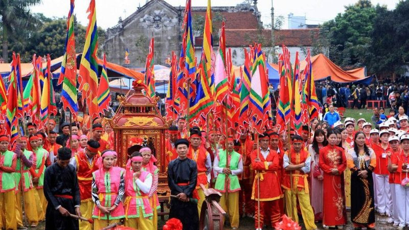 Lễ cúng Thành Hoàng được diễn ra trang trọng, kỹ lưỡng