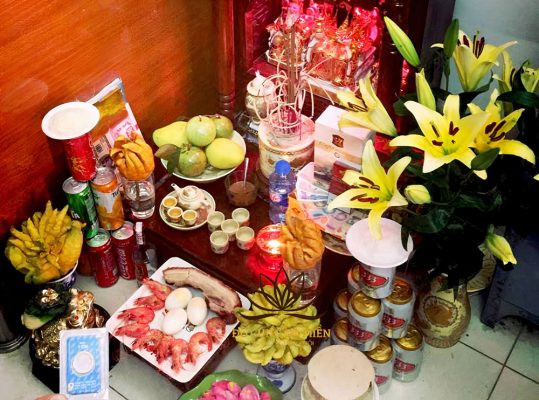 Lễ vật cúng thỉnh thần tài thổ địa