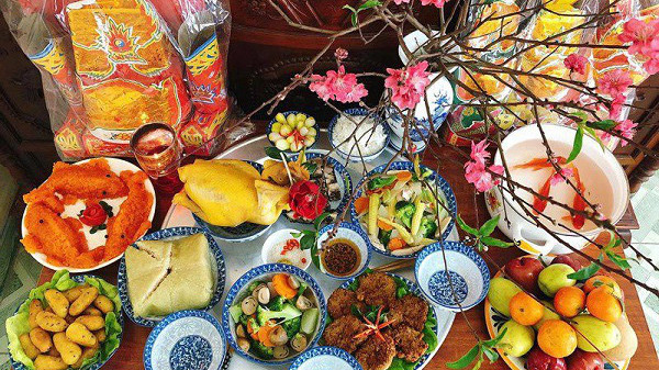 Mâm cỗ cúng Ông Công Ông Táo và Ban Thần Tài trang trọng