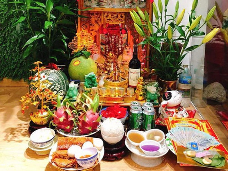 Mâm lễ vật cúng Thần Tài Thổ Địa chuẩn bị cho ngày khai trương