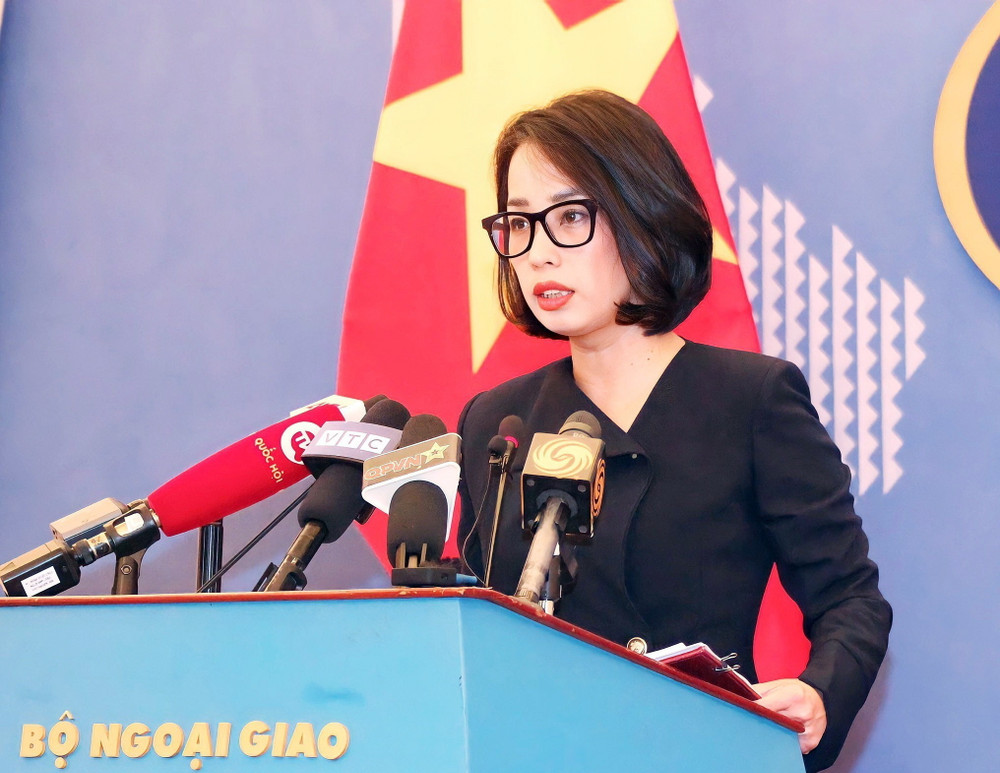 Phạm Thu Hằng phát biểu tại họp báo Bộ Ngoại giao
