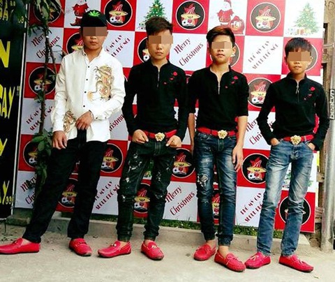 Đôn Chề trên mạng xã hội với phong cách "quê mùa" và "trẻ trâu"