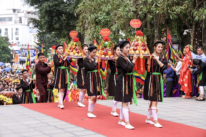 sắm lễ đi Đền Quốc Mẫu Tây Thiên