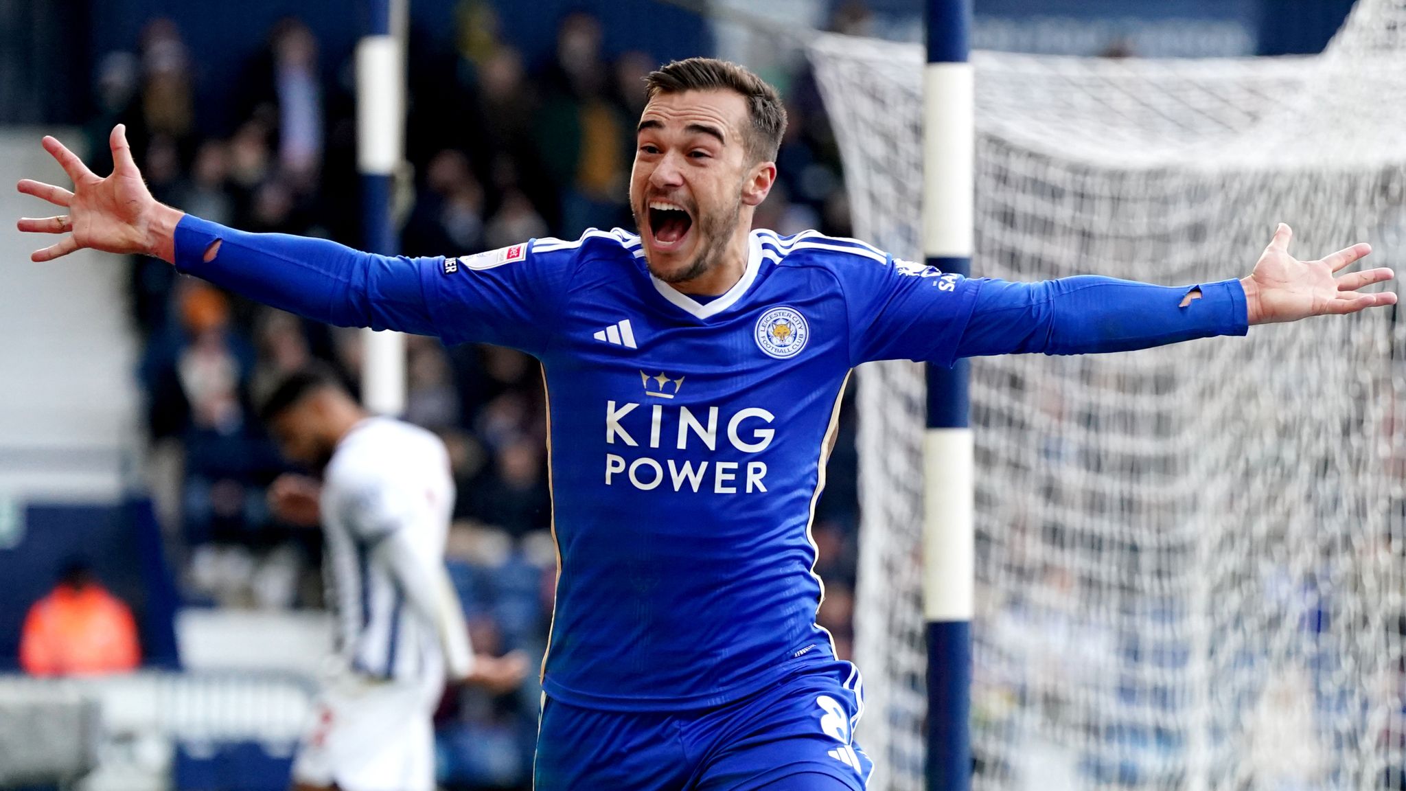 Harry Winks trong màu áo Leicester City