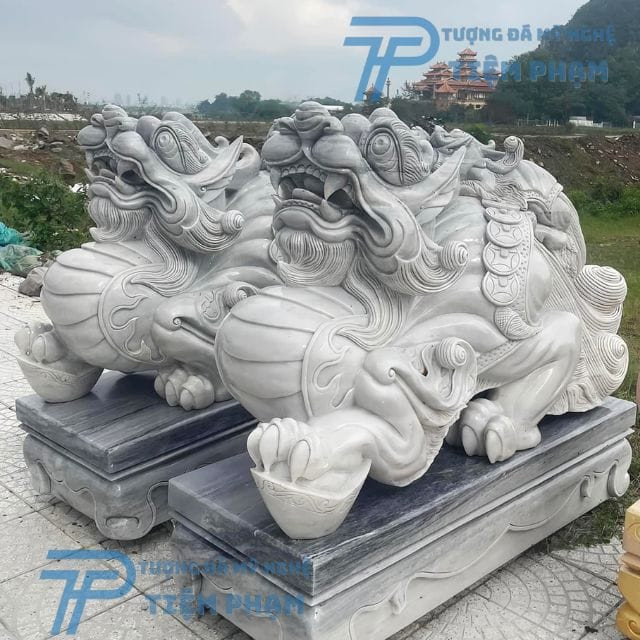 Tượng Tỳ Hưu phong thủy chuẩn bị khai quang
