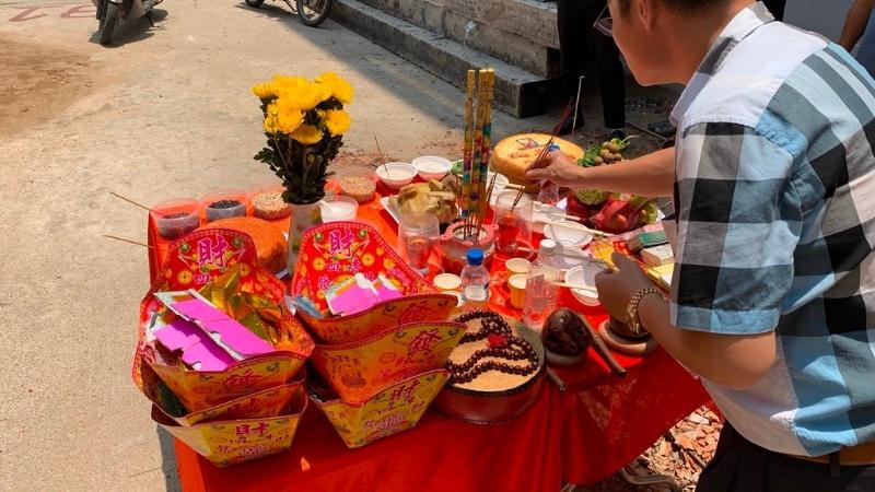 văn khấn mượn tuổi khi cúng động thổ