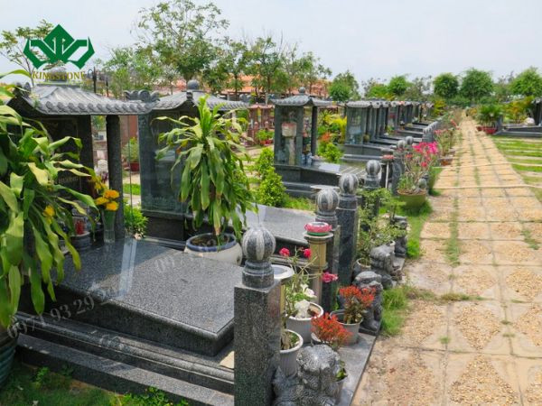 Văn khấn quan thần linh ngoài nghĩa trang