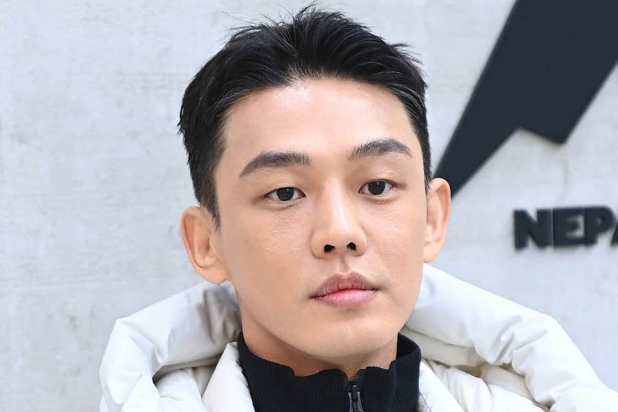 Yoo Ah In trong phong thái đầy tự tin trước ngưỡng cửa sự nghiệp