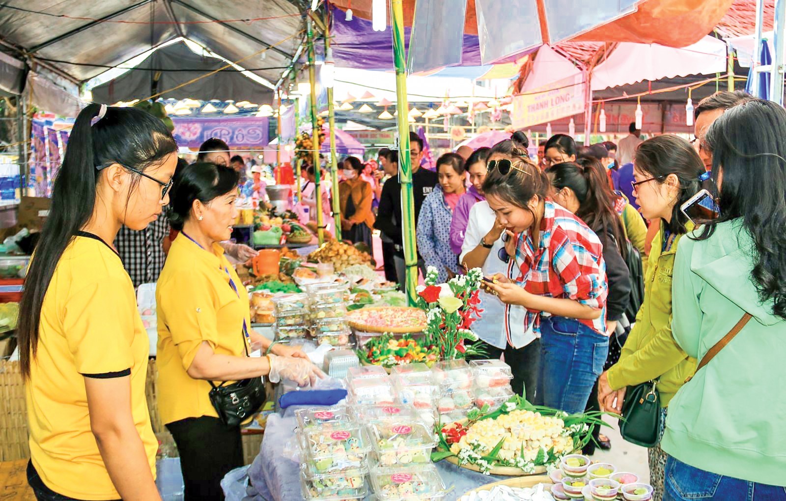 Đa dạng các loại bánh dân gian miền Tây sông nước, thể hiện sự khéo léo của người Việt
