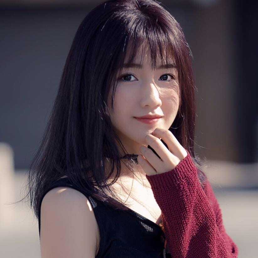 Kiều Trinh với phong cách thời trang năng động và cá tính