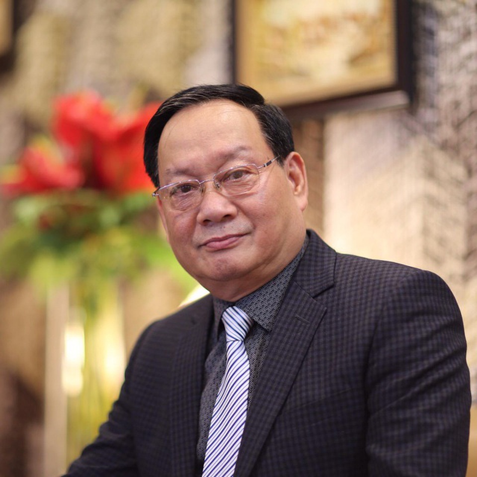 NSND Tiến Đạt trong một vai diễn phản diện tiêu biểu, thể hiện sự thâm trầm