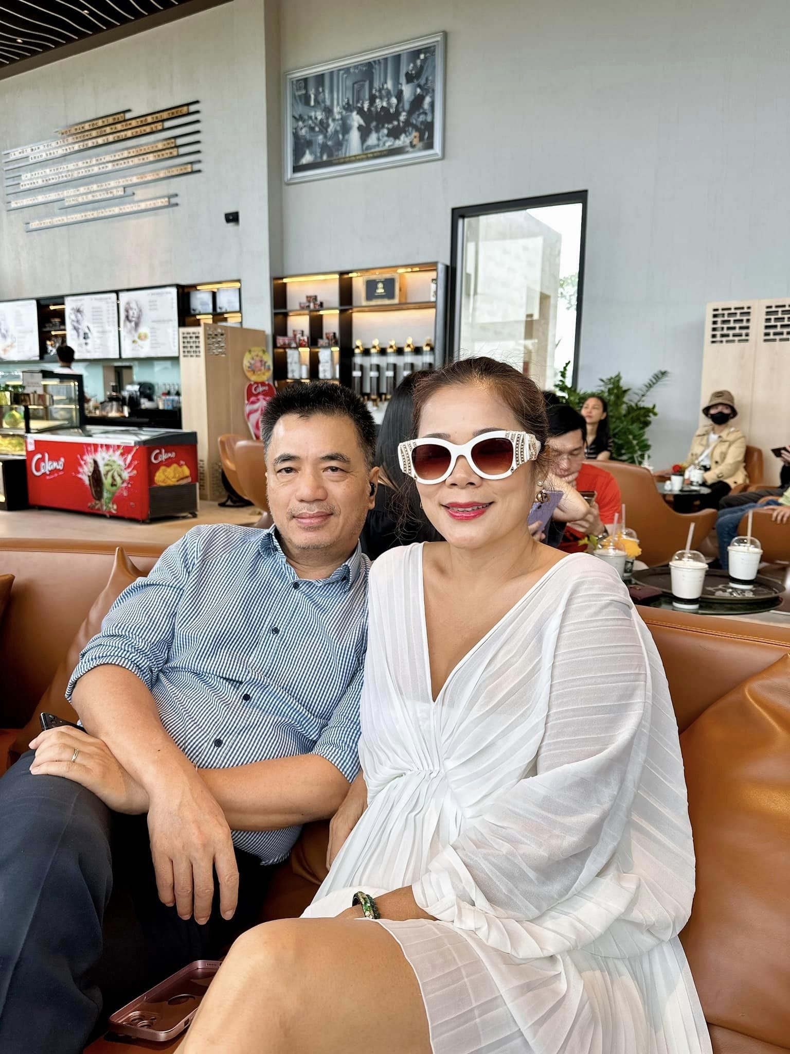 Ca sĩ Mỹ Lệ, với hình ảnh mạnh mẽ và quyết đoán, thường chia sẻ quan điểm thẳng thắn về các vấn đề xã hội