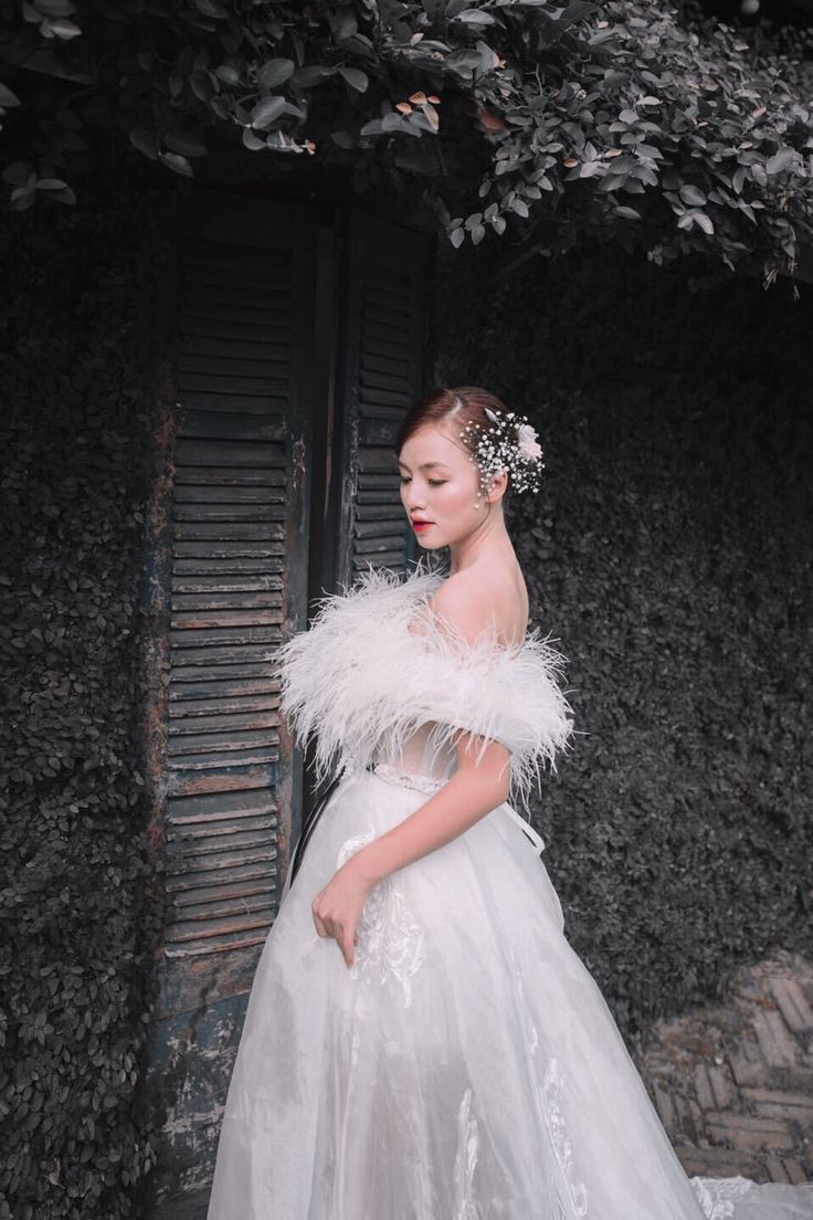 Sự nghiệp của Nhung Thị: Hình ảnh cô nàng diễn viên đa tài