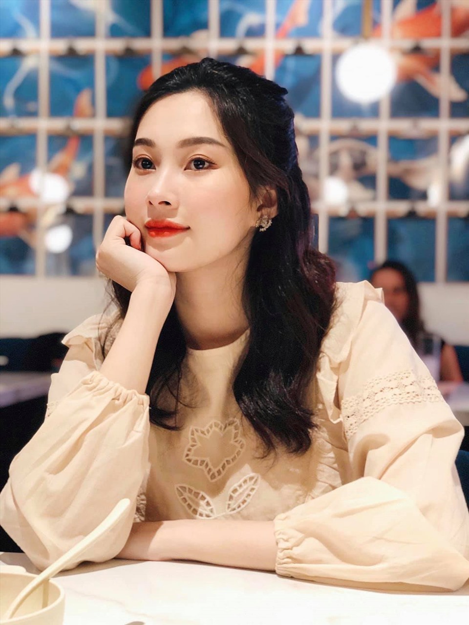 Đặng Thu Thảo trong một sự kiện sau khi đăng quang