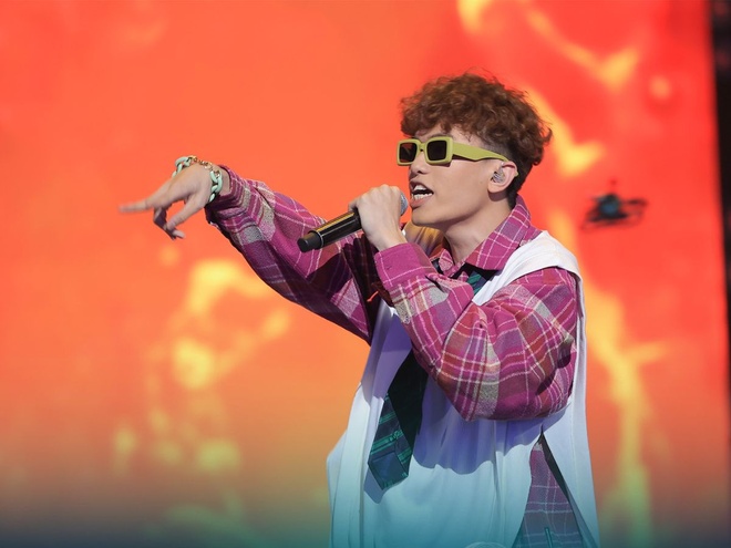 Chân dung rapper Gừng, Lê Trọng Hoàng Long, gương mặt đại diện cho thế hệ trẻ tài năng của Rap Việt