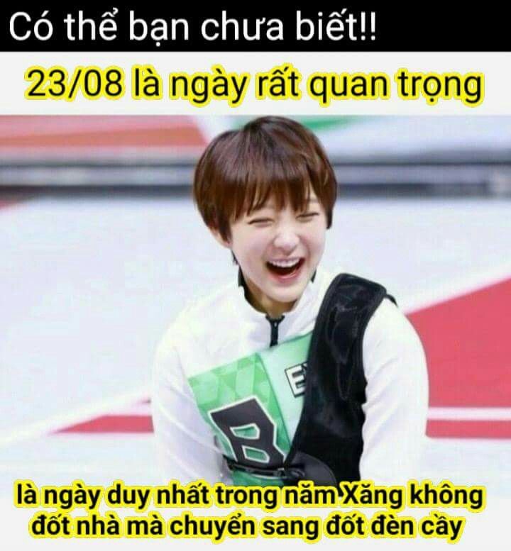 Giới trẻ giao tiếp online