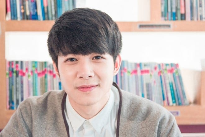 Ca sĩ Anh Tú trên sân khấu, trước thời điểm tham gia Rap Việt