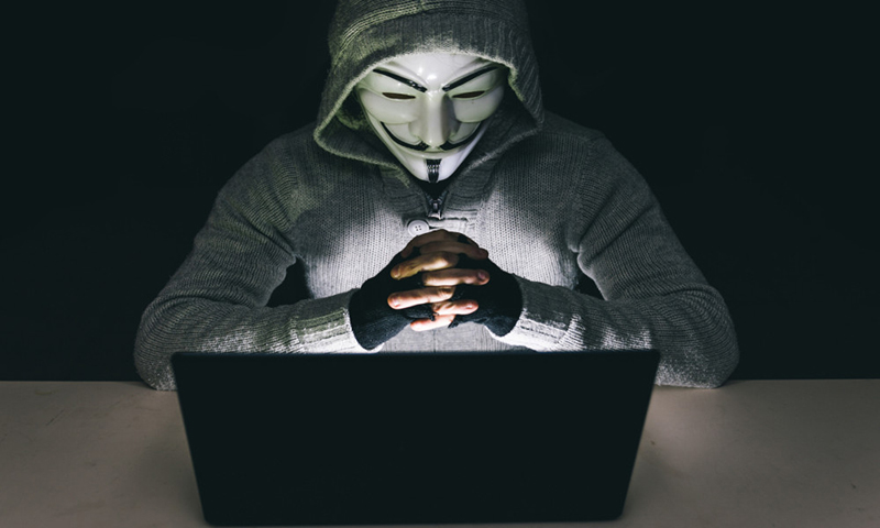 Mặt nạ Guy Fawkes biểu tượng của Anonymous, đại diện cho tinh thần phản kháng và ẩn danh