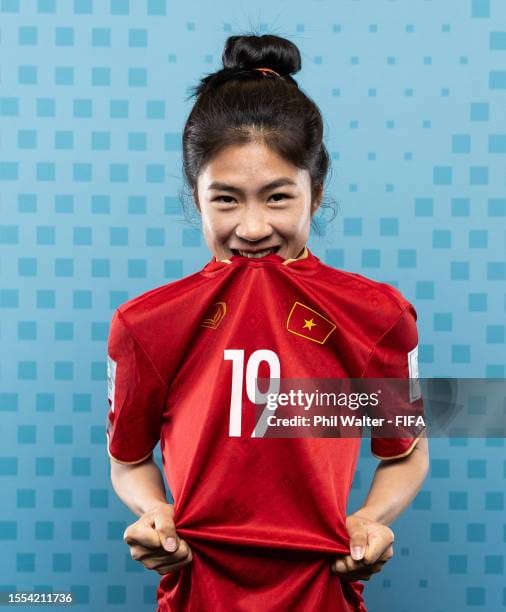 Nguyễn Thị Thanh Nhã thể hiện vẻ đẹp rạng rỡ bên lề giải đấu World Cup nữ