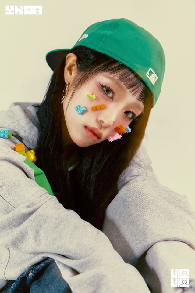 Choi Yena trong ảnh concept quảng bá album solo Nemo Nemo đầy ấn tượng