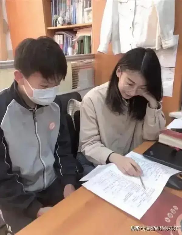 P.M.T và người chị chồng đã tố cáo vụ việc ngoại tình gây sốc