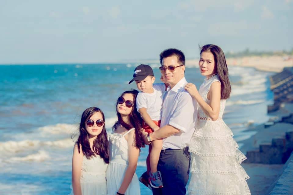 Ca sĩ Mỹ Lệ hạnh phúc bên các con, khoe cuộc sống gia đình viên mãn sau khi tạm rời xa ánh đèn sân khấu
